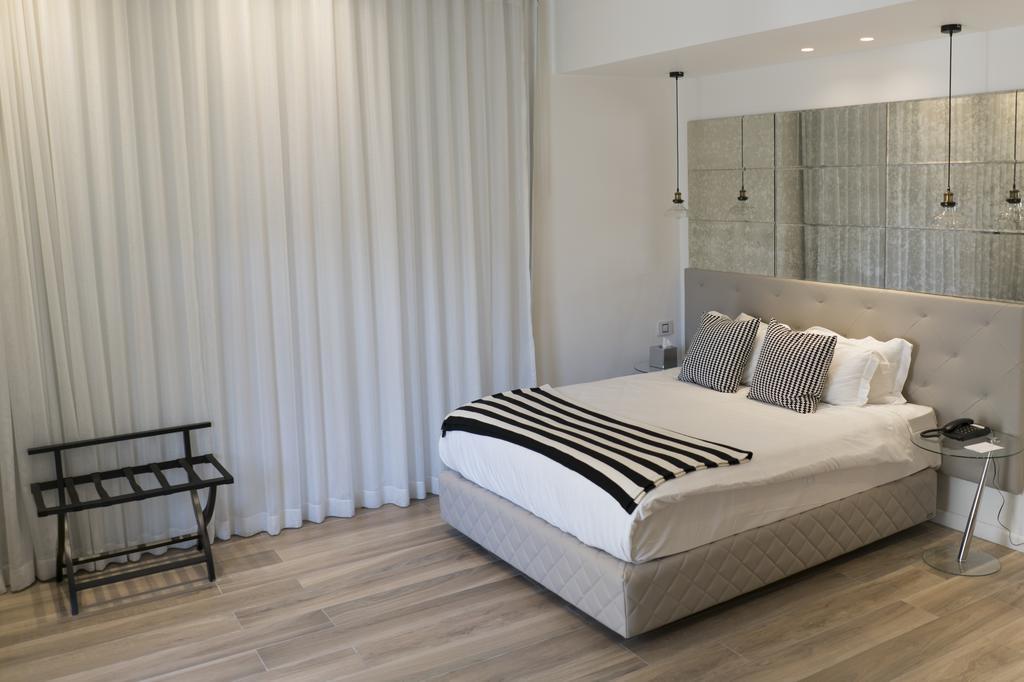 K Suites Tlv By The Beach 텔아비브 외부 사진