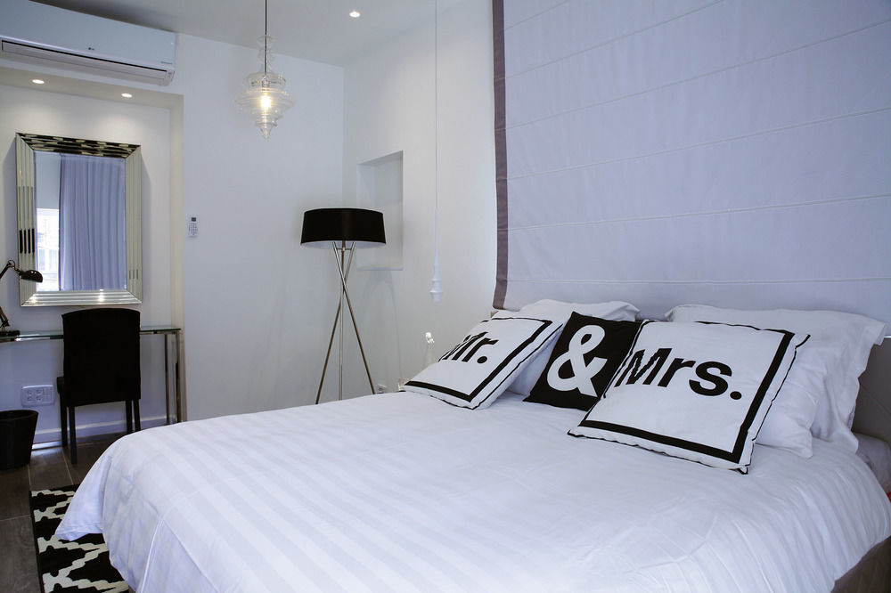K Suites Tlv By The Beach 텔아비브 외부 사진