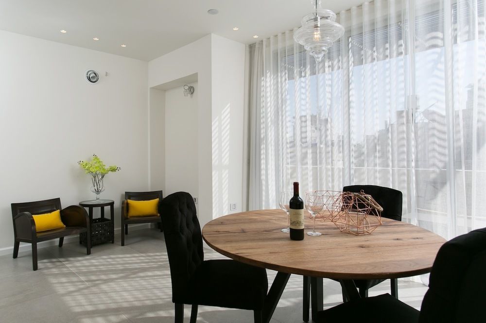 K Suites Tlv By The Beach 텔아비브 외부 사진