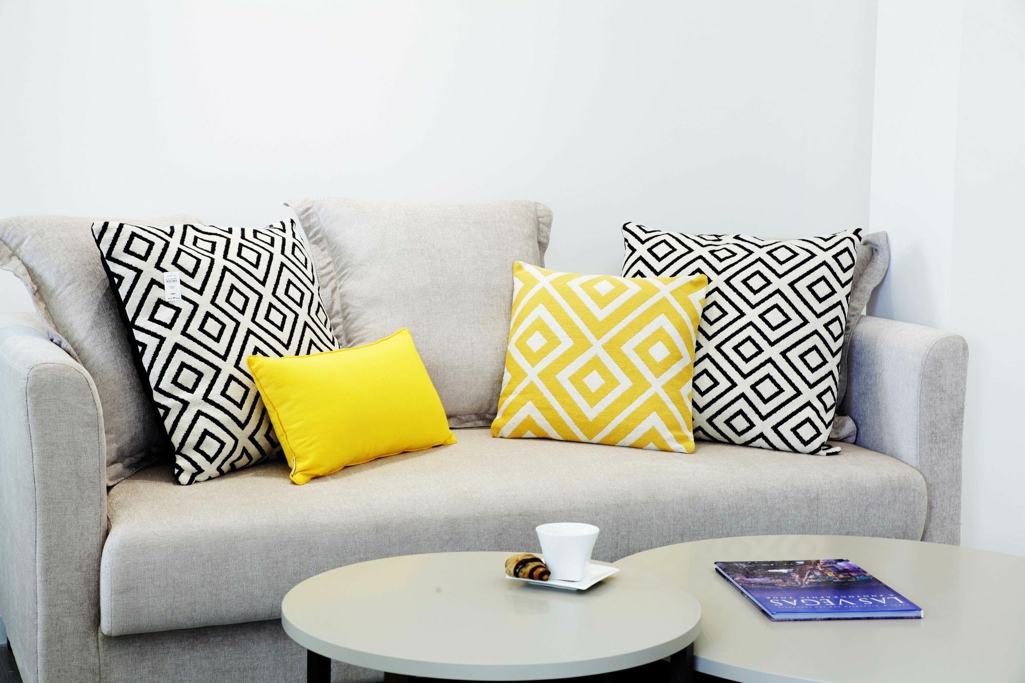 K Suites Tlv By The Beach 텔아비브 외부 사진