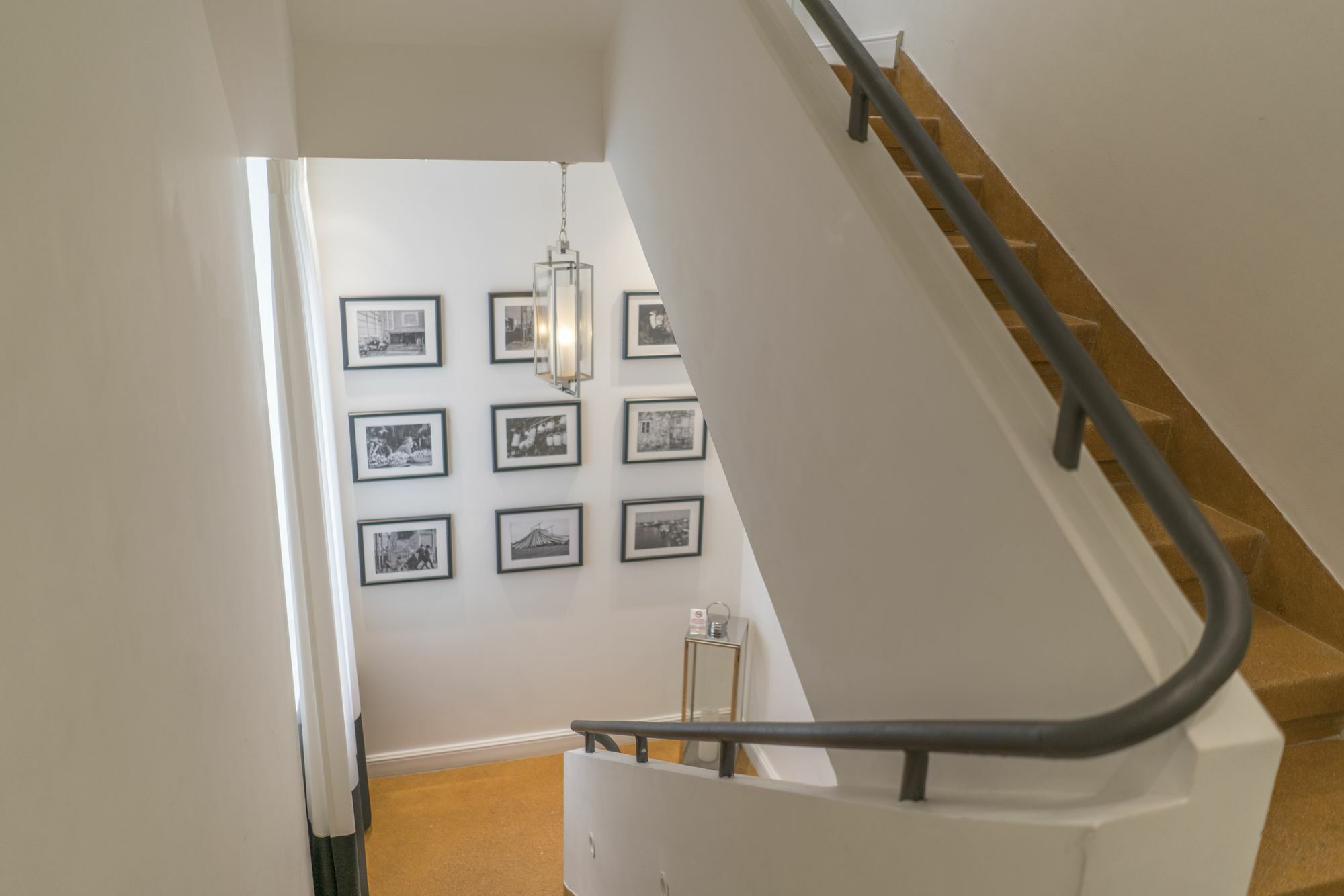 K Suites Tlv By The Beach 텔아비브 외부 사진